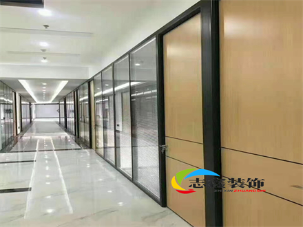 雙層百葉玻璃隔斷